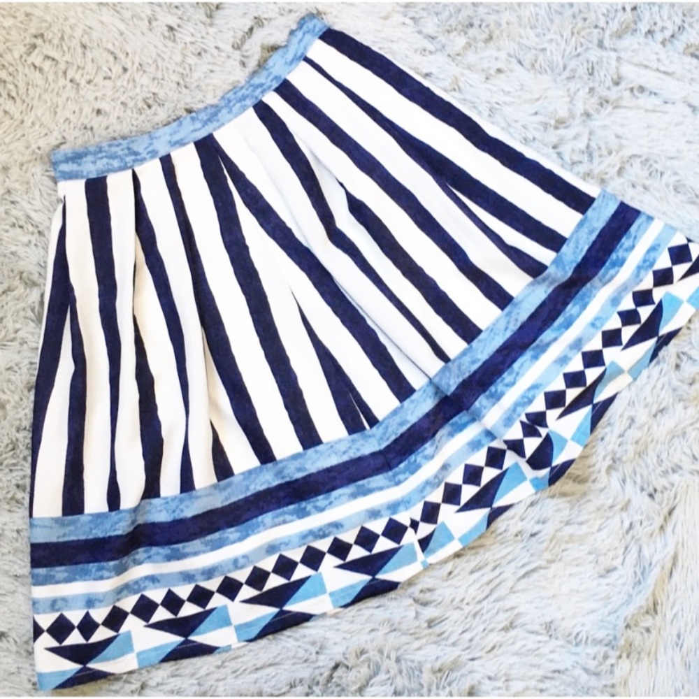 miami Francesca’s Blue & White Striped Skirt